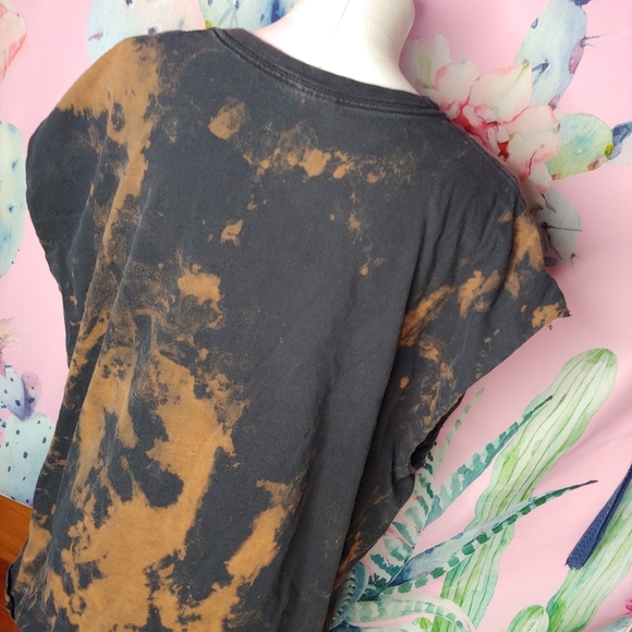 Mens • Unisex • Guitar Hero Cut Off Muscle Tank Top XL - Picture 3 of 10